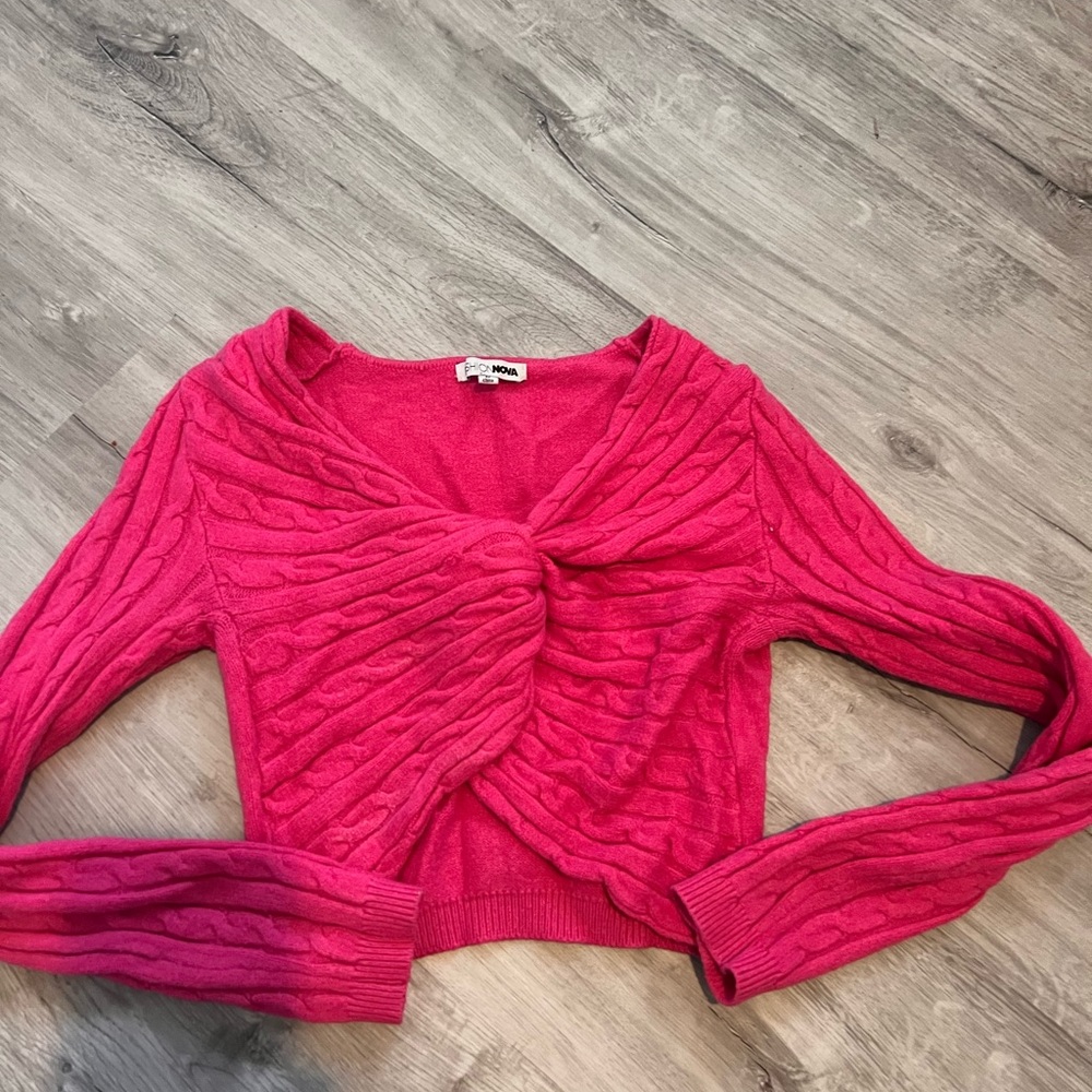 Hot pink long sleeve cropped shirt